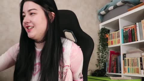 Lisa online show from March 30, 2026, 3:29 am