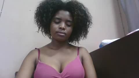 lea96546 online show from March 26, 2026, 6:52 am