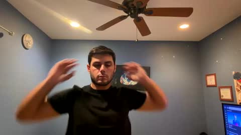 Snapshot of leaderzac chatting on April 5, 2026, 3:47 am leaderzac online show from April 5, 2026, 3:47 am