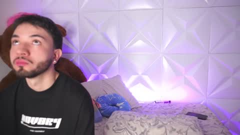 Snapshot of league_of_lovers2 chatting on February 8, 2025, 11:24 pm Vero Andy and Caius online show from February 8, 2025, 11:24 pm