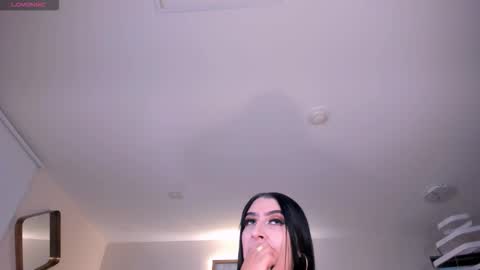 Snapshot of leahlombardi_ chatting on November 12, 2025, 3:18 am leahlombardi_ online show from November 12, 2025, 3:18 am