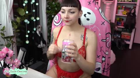 Leah online show from October 30, 2025, 8:31 pm