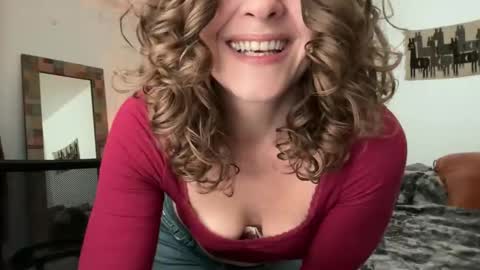 Leah Sparkles online show from October 29, 2025, 3:58 pm