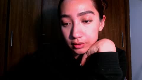 leanaalhub online show from October 1, 2025, 4:07 am