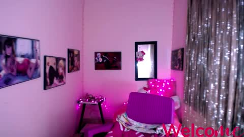 Snapshot of leandra_sex chatting on December 5, 2024, 6:22 pm Leandra online show from December 5, 2024, 6:22 pm
