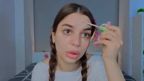 Sophie online show from February 6, 2026, 6:18 am