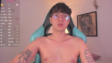 Snapshot of leaneseb chatting on November 5, 2025, 7:47 pm leaneseb online show from November 5, 2025, 7:47 pm