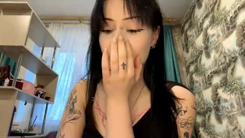 Snapshot of leanorabollman chatting on April 10, 2026, 3:17 pm Kiki online show from April 10, 2026, 3:17 pm