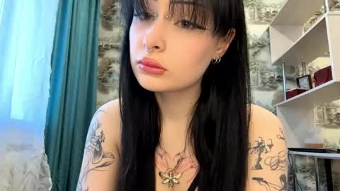 Snapshot of leanorabollman chatting on April 16, 2026, 3:13 pm Kiki online show from April 16, 2026, 3:13 pm