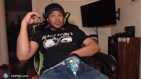 Learoy online show from February 19, 2025, 4:01 am