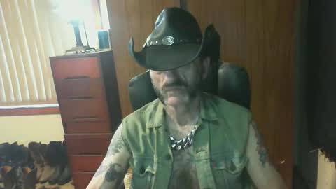 leathergreaser online show from March 5, 2026, 9:11 pm