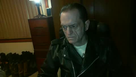 Snapshot of leathergreaser chatting on June 23, 2026, 7:56 pm leathergreaser online show from June 23, 2026, 7:56 pm