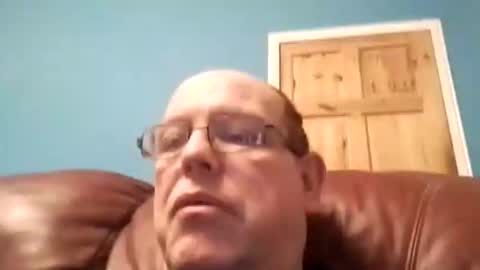 leatherpants68 online show from November 26, 2025, 6:09 pm