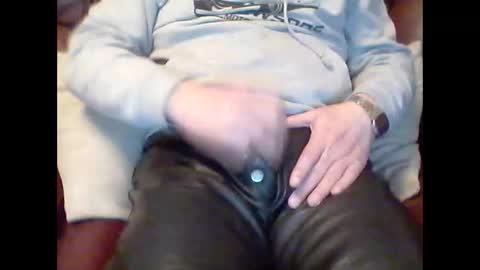 leatherpants68 online show from March 12, 2026, 10:27 pm