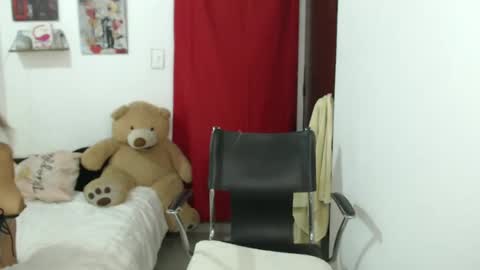 My love online show from October 21, 2025, 5:57 pm