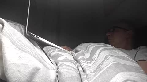 Snapshot of lechertachatte4444 chatting on January 1, 2025, 11:29 pm lechertachatte4444 online show from January 1, 2025, 11:29 pm