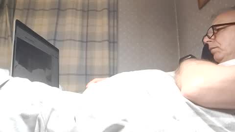 Snapshot of lechertachatte4444 chatting on January 28, 2025, 2:00 am lechertachatte4444 online show from January 28, 2025, 2:00 am