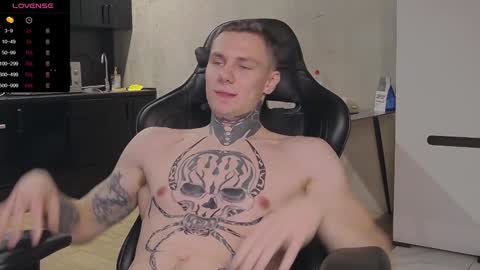 Snapshot of lechery_boy chatting on December 17, 2024, 8:45 am Lechery boy online show from December 17, 2024, 8:45 am