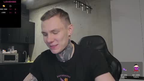 Snapshot of lechery_boy chatting on December 21, 2024, 7:24 am Lechery boy online show from December 21, 2024, 7:24 am