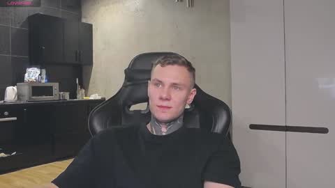 Snapshot of lechery_boy chatting on January 14, 2025, 1:28 pm Lechery boy online show from January 14, 2025, 1:28 pm