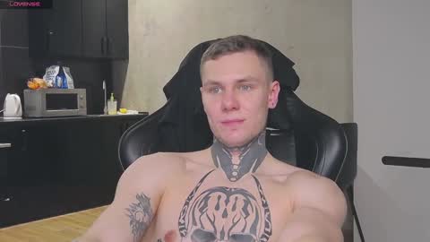 Snapshot of lechery_boy chatting on January 18, 2025, 6:43 pm Lechery boy online show from January 18, 2025, 6:43 pm