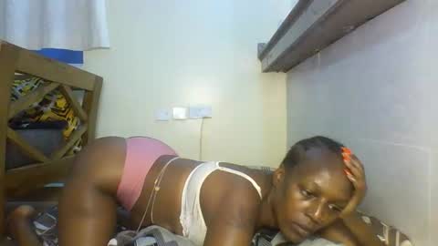 Lee cammie online show from October 17, 2025, 1:46 pm