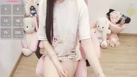 Lee online show from June 18, 2026, 3:07 am
