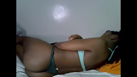 Snapshot of lee_shaz chatting on May 27, 2026, 12:18 am lee baby online show from May 27, 2026, 12:18 am