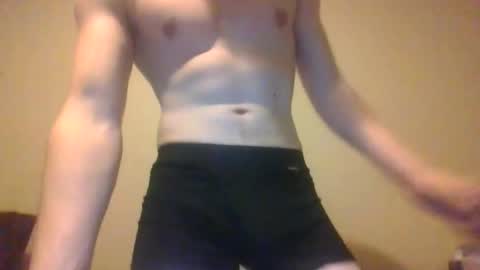 Snapshot of leeatonberg chatting on February 16, 2026, 4:19 am Lee online show from February 16, 2026, 4:19 am