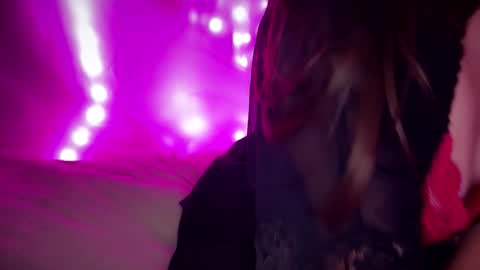 LeelaFry online show from October 15, 2025, 3:23 pm