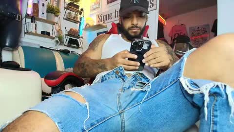 leenar_key online show from April 25, 2026, 2:36 pm