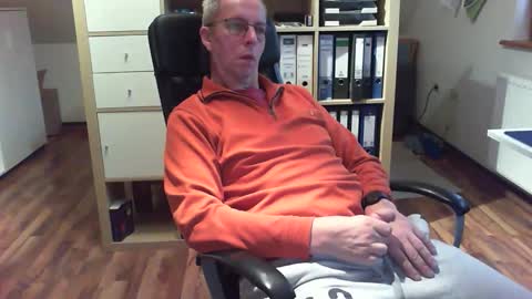 Dave online show from November 9, 2025, 1:31 pm