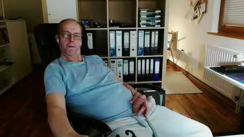 Dave online show from April 10, 2026, 10:58 pm