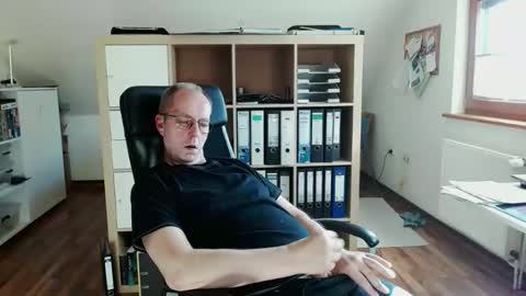 Dave online show from April 21, 2026, 3:50 pm