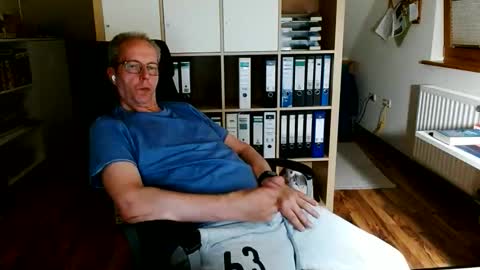 Dave online show from May 25, 2026, 10:38 pm