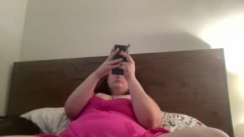 Snapshot of legallybrun91 chatting on April 17, 2026, 11:24 am legallybrun91 online show from April 17, 2026, 11:24 am
