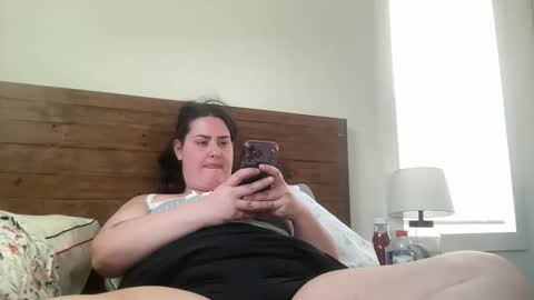 Snapshot of legallybrun91 chatting on April 22, 2026, 7:37 pm legallybrun91 online show from April 22, 2026, 7:37 pm