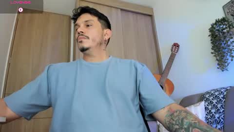 Alejandro online show from June 17, 2026, 8:54 pm