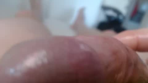 Snapshot of legstrong chatting on March 7, 2025, 11:07 am legstrong online show from March 7, 2025, 11:07 am