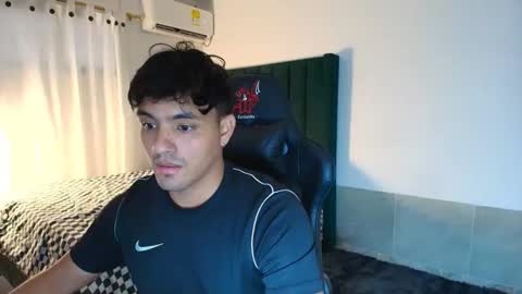  Lei  online show from October 24, 2025, 8:38 pm