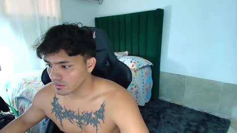  Lei  online show from April 10, 2026, 8:46 pm