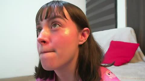 Leah online show from June 5, 2026, 12:39 am