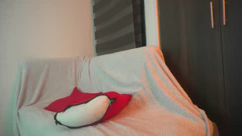 Leah online show from July 9, 2026, 2:15 am