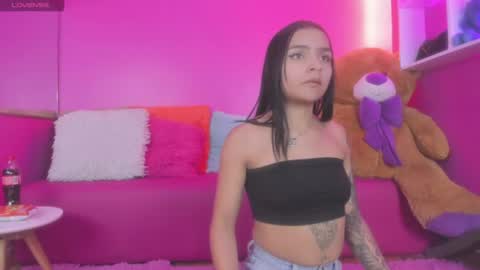 LEIGH ANGELS online show from June 14, 2026, 9:50 pm