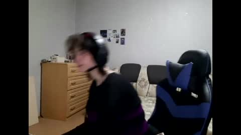 Viola online show from June 14, 2026, 9:06 pm
