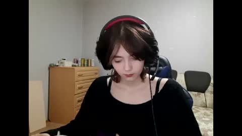 Viola online show from June 15, 2026, 9:06 pm