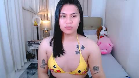 Cailey online show from November 22, 2025, 1:43 pm