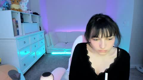 Snapshot of leighlalove chatting on February 25, 2026, 6:01 am Leighla online show from February 25, 2026, 6:01 am