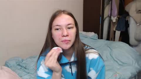 leila_bambi online show from February 13, 2025, 4:28 pm