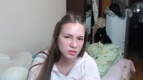 leila_bambi_ online show from January 12, 2025, 5:54 pm